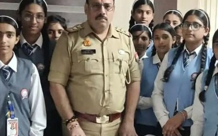 बुलंदशहर के इंस्पेक्टर धर्मेंद्र राठौर को मिलेगा मुख्यमंत्री वीरता पदक:लखनऊ में सीएम योगी आदित्यनाथ करेंगे सम्मानित