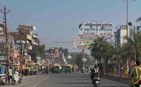 गोरखपुर में अक्टूबर के आखिरी दिनों में बढ़ने लगी ठंडक:दिन में तेज धूप से गर्मी, रात में गिरेगा तापमान