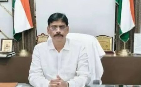मतदाताओं को मतदान से वंचित न होने दें:विधान परिषद चुनाव को लेकर हाथरस में डीएम ने दिए निर्देश