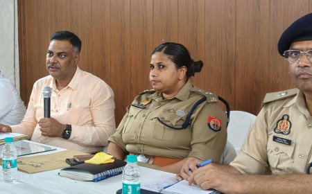 विंध्याचल में नवरात्रि मेले की तैयारियों की समीक्षा:11 अक्टूबर से शुरू होगा मेला, डीएम-एसपी ने व्यवस्थाएं परखीं