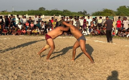उन्नाव के दंगल में भूपेंद्र ने जीती कुश्ती:कानपुर के संजू को हराकर जीता इनाम, 75 साल से चल रही परंपरा