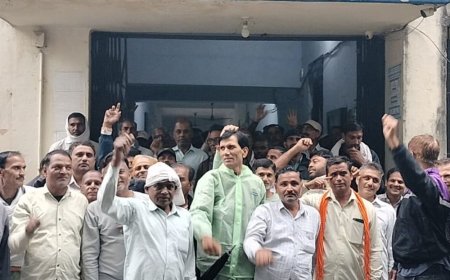 सहारनपुर में दया शुगर मिल बंद, कर्मचारियों का प्रदर्शन:करीब 300 मजदूरों ने बकाया भुगतान मांगा, CM से मिल शुरू कराने या पूरा पैसा दिलाने की गुहार