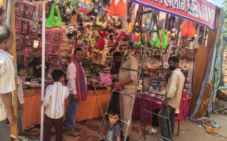 बिजनौर में अग्निशमन विभाग ने जांची सुरक्षा व्यवस्था:आयोजकों को अग्निशमन उपकरण, बालू और पानी रखने के निर्देश दिए
