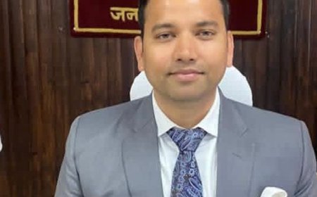 वाराणसी स्नातक-शिक्षक चुनाव में पहचान पत्र जरूरी:23 अक्टूबर को मतदान के लिए 10 वैकल्पिक दस्तावेज भी मान्य होंगे, डीएम ने की अपील