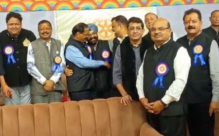 बरेली में 40वें विराट दशहरा मेले का समापन:रोटरी क्लब दिव्यांगों को कृत्रिम हाथ, बच्चों की पढ़ाई में करेगा मदद; रावण दहन भी हुआ