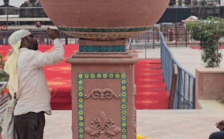 अंतरराष्ट्रीय लोककलाओं से सजेगा 10 वां दीपोत्सव:दक्षिण अफ्रीका से थाईलैंड तक के कलाकार सजाएंगे अयोध्या,12 मंचों पर 2500 कलाकारों की सांस्कृतिक प्रस्तुतियां होंगी
