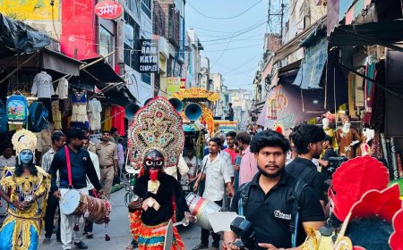 बदायूं में श्रीराम बारात शोभायात्रा, सुरक्षा के कड़े इंतजाम:11 थानों की पुलिस और ड्रोन से पहरा, दोपहर से सरकारी दफ्तरों की छुट्टी
