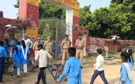 बदायूं में मिशन शक्ति का अभियान:स्कूल-कॉलेजों, सार्वजनिक स्थानों पर महिलाओं और बालिकाओं को सुरक्षा संबंधी जानकारी दी