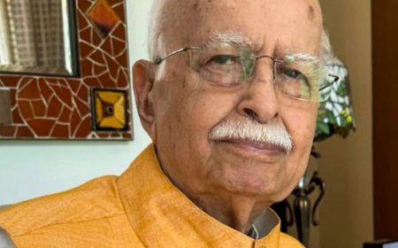 लालकृष्ण आडवाणी हॉस्पिटल में एडमिट:आईसीयू में रखा गया, सीने में इन्फेक्शन की शिकायत; केंद्रीय मंत्री जे.पी. नड्डा मिलने पहुंचे