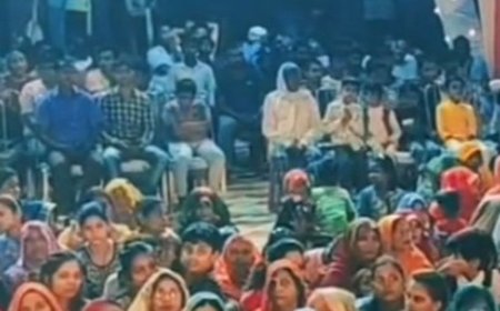 नवरात्रि की अष्टमी मनाई:रामनगर में सजाई झांकी में की महिला, पुरुष और बच्चों ने भक्तिभाव से मां दुर्गा की पूजा