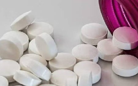 कैंसर रोधी दवाओं पर 30% ट्रेड मार्जिन की सीमा:सुप्रीम कोर्ट ने पूछा- दूसरी दवाओं की कीमत पर रोक क्यों नहीं, 27 अक्टूबर तक जवाब मांगा