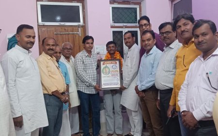 जालौन के कुणाल ने टाइपिंग में बनाया विश्व रिकॉर्ड:अंग्रेजी वर्णमाला 3.17 सेकंड में टाइप कर बनाया गिनीज वर्ल्ड रिकॉर्ड