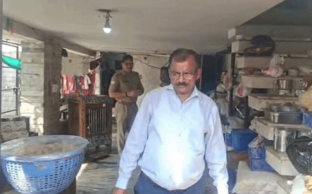 बृजभोग मिष्ठान्न भंडार की 4 करोड़ की कर चोरी पकड़ी:SIB की 14 घंटे जांच चली, 50 लाख के कच्चे पर्चे बरामद