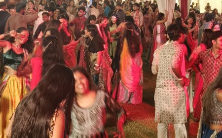 लखनऊ में गुरुवार शाम से डांडिया-गरबा की धूम शुरू:यूपी दर्शन पार्क में 'द ग्रेट गरबा फेस्टिवल' का आगाज, 19 अक्टूबर तक चलेगा