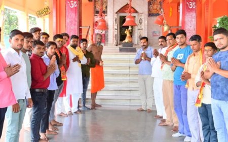 कन्नौज से श्रद्धालुओं का जत्था रवाना:अन्नपूर्णा पूर्णागिरी में 2 अक्टूबर को होगा विशाल हवन व भंडारा
