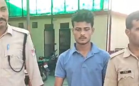 ट्रांसफार्मर से कॉपर चोरी करने वाले गिरोह का सदस्य गिरफ्तार:कासगंज में 8 KG कॉपर बरामद, मोबाइल में 2 ट्रांसफार्मरों की रेकी के वीडियो