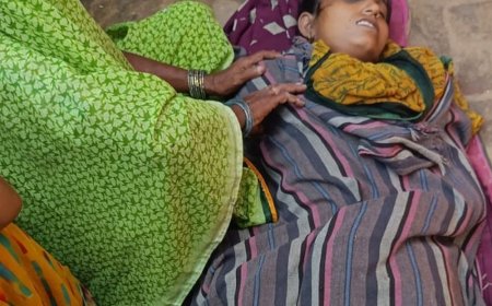 आगरा में पत्नी की रस्सी से गला घोंटकर हत्या:शराब पीकर रोज करता था मारपीट, 14 साल पहले हुई थी शादी, आरोपी मौके से फरार