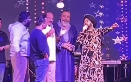 टिहरी-लाइव शो में दलेर मेहंदी पर भड़के मंत्री उनियाल:कहा- बोला तो जा नहीं रहा, गाना क्या गाएंगे, दारू पीके लोगों को बेवकूफ बना रहे हो