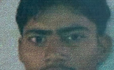 फर्रुखाबाद में ट्रेलर से टकराई बाइक:पल्लेदार की मौत, ओवरटेक करते समय हादसा, नेशनल हाईवे पर हादसा