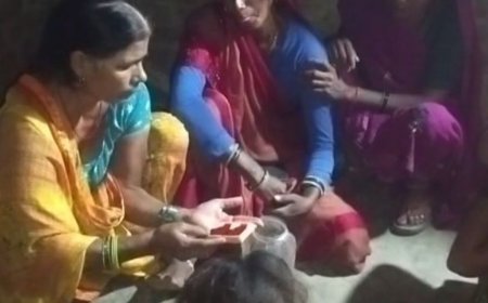 बंद मकान के ताले तोड़कर लाखों के जेवर चोरी:दो भाइयों के घर से 60 हजार कैश भी गायब; पुलिस को घटना संदिग्ध लग रही