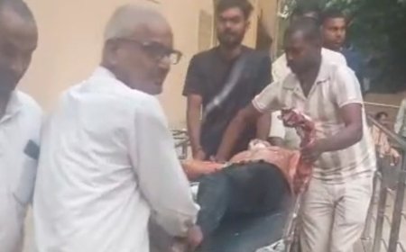 हाईटेंशन की चपेट में आने से दो मिस्त्री झुलसे:देवरिया में एल्युमिनियम की ग्रिल लगाते समय हादसा, गंभीर हालत में गोरखपुर रेफर