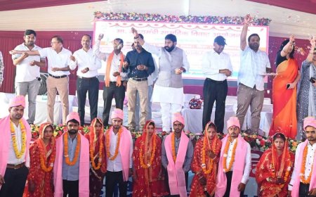 बुलंदशहर में मुख्यमंत्री सामूहिक विवाह योजना के तहत 302 शादियां:जनप्रतिनिधियों ने दिया आशीर्वाद, हर जोड़े को ₹64,000 की आर्थिक मदद मिली