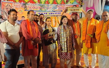 श्रीराम कथा में आदर्शों का संदेश:पांचवें दिन श्रद्धालुओं ने सुने प्रभु श्रीराम के जीवन और मर्यादा से जुड़े प्रसंग