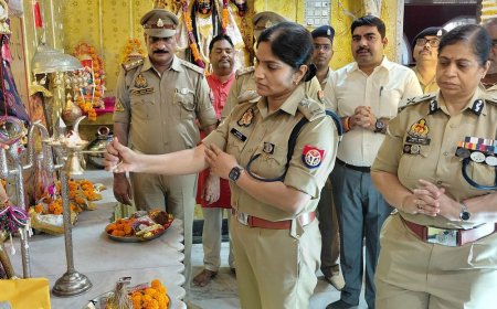 एडीजी ने दशहरा मेले की सुरक्षा व्यवस्था परखी:शीतला देवी मंदिर में पूजन कर व्यवस्था देखी, मेले में 30 हजार लोग पहुंचेंगे