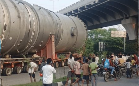 जानें वायरल ‘बाहुबली ट्रक' की पूरी कहानी:15 साल पुराना ट्रक खींच रहा 200 टन से ज्यादा वजन, 308 पहियों का मॉड्यूलर ट्रेलर