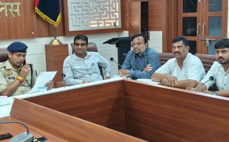 गोरखपुर में व्यापारियों ने SP ट्रैफिक के सामने रखी समस्या:फंसे भुगतान से लेकर डिवाइडर कट और पुलिस पिकेट तक उठे मुद्दे