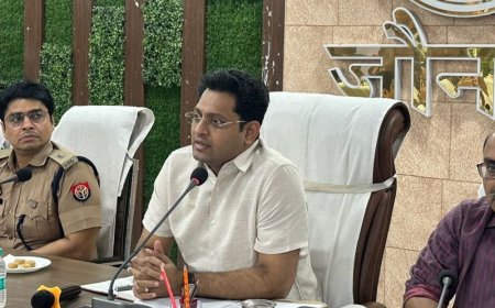 जौनपुर में PET-2026 के लिए 32 परीक्षा केंद्र बनाए गए:87,696 अभ्यर्थी होंगे शामिल, 25, 30 अक्टूबर और 1 नवंबर को दो पालियों में एग्जाम
