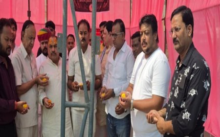 वृंदावन में 23 अक्टूबर से शुरू होगी रामलीला:गुरुवार को श्री रामलीला कमेटी के पदाधिकारियों ने किया भूमि पूजन, रंगनाथ मंदिर के बड़े बगीचा में होगा रामलीला महोत्सव
