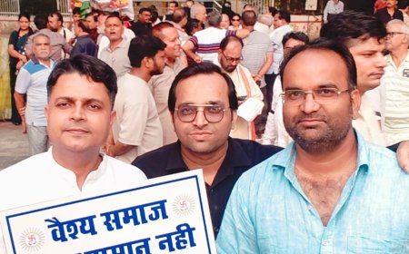 माथुर वैश्य समाज का शांति मार्च:पंचकुइयां से सुभाष पार्क तक ज्ञानेश कुमार के समर्थन में किया प्रदर्शन