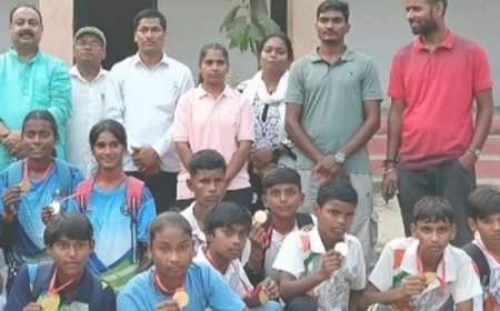 खो-खो प्रतियोगिता में भदोही ने मिर्जापुर को हराया:सभी वर्गों में शानदार प्रदर्शन कर जीता खिताब, खिलाड़ियों को दी गई बधाई