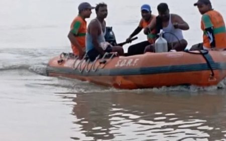 वाराणसी में नहाते समय डूबा बिहार से आया युवक:सिंधिया घाट पर हुआ हादसा, दो घंटे की तलाश के बाद एनडीआरएफ ने निकाला शव