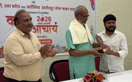 ललित कला अकादमी में कला प्रदर्शनी:लखनऊ–प्रयागराज क्षेत्र के 56 कला आचार्यों की कलाकृतियां प्रदर्शित की गईं