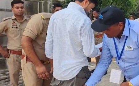 एटा में PET EXAM में शामिल होंगे 21 हजार अभ्यर्थी:बनाए गए हैं 10 केंद्र, परीक्षा के दौरान मंडी समिति रहेगी बंद