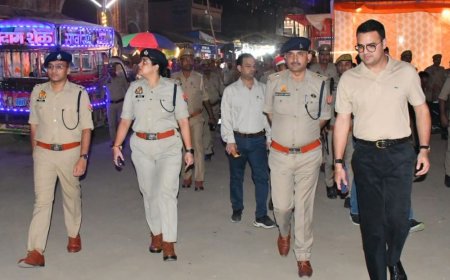 दशहरा की सुरक्षा व्यवस्था का DM-SSP ने लिया जायजा:बदायूं में 21 सेक्टर मजिस्ट्रेट की निगरानी में फूंका जाएगा रावण