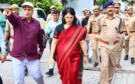 हापुड़ में एमएलसी चुनाव की तैयारी तेज:डीएम और एसपी ने मतदान केंद्रों का जायजा लिया, सुरक्षा पर जोर