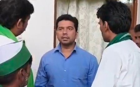 संभल में एसडीएम को सौंपा ज्ञापन:समस्याओं के समाधान के लिए अधिकारियों के साथ बैठक कराने की मांग