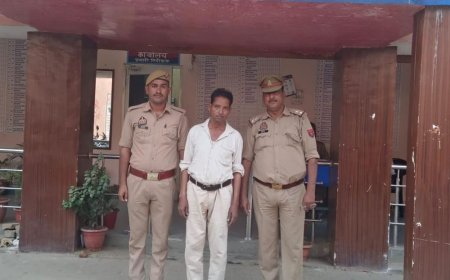 कासगंज में 30 किलो अवैध आतिशबाजी के साथ एक गिरफ्तार:नदरई तिराहे के पास तीन बोरों में मिला आतिशबाजी बनाने का सामान