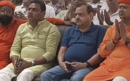 पिनाका होटल में देवी जागरण:कलाकारों की प्रस्तुतियों ने श्रद्धालुओं को किया मंत्रमुग्ध, देर रात तक चला जागर