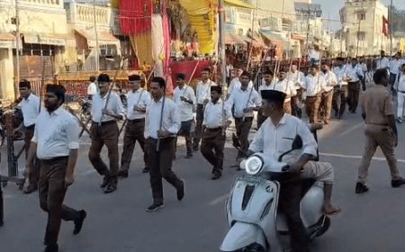 अयोध्या की कल की 5 बड़ी खबरें:भाजपा नेता लल्लू सिंह ने रावण दहन किया, रामपथ पर RSS ने किया पथ संचलन