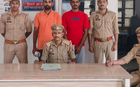 बिजली तार-ट्रांसफार्मर चोरी के दो आरोपी गैंगस्टर में गिरफ्तार:एटा के अलग-अलग थानों में 7-7 मुकदमे दर्ज, चोरी के मामलों में फरार चल रहे थे