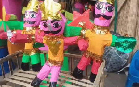 कानपुर में 1 फुट का रावण का पुतला:गोल चौराहा सड़क किनारे सजा बाजार, दुकानदार बोले- छोटे पुतलों की डिमांड ज्यादा