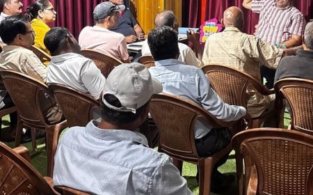 साहिबाबाद में जनसमस्याओं पर बैठक:15 दिन में पेयजल आपूर्ति का आश्वासन, जलभराव से राहत दिलाएंगे पंपिंग सेट