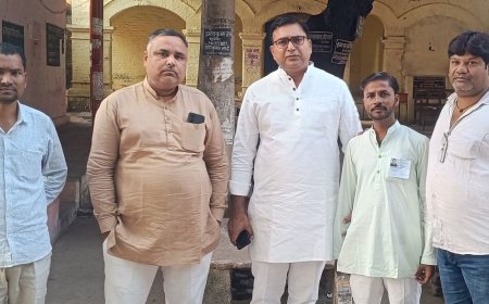जालौन में एमएलसी चुनाव के लिए वोटिंग शुरू:24 केंद्रों पर 20,999 स्नातक मतदाता डालेंगे वोट, शाम 4 बजे तक होगा मतदान