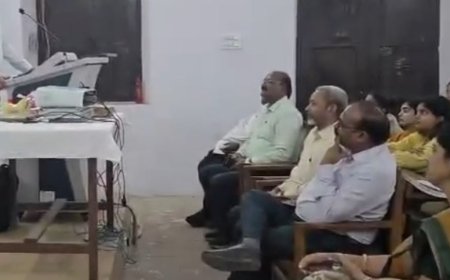 विशेषज्ञ ने गंगा घाटी के पुरातात्विक स्थलों की जानकारी दी:लखनऊ विश्वविद्यालय में कृषि की शुरुआत और प्राचीन मानव जीवन पर व्याख्यान, पुरातात्विक शोध की बारीकियां बताईं
