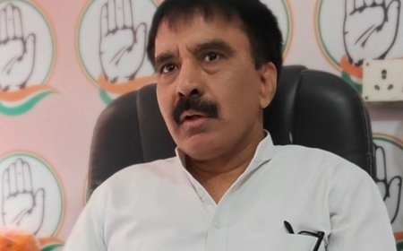दिल्ली में राहुल के नेतृत्व में होगी ‘लोकतंत्र बचाओ महारैली’:पीलीभीत में कांग्रेस नेता ने भाजपा पर लगाया वोट चोरी का आरोप
