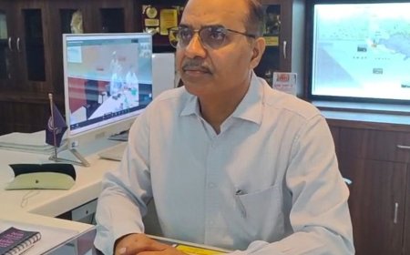 इटावा में 16 नवंबर से स्वगणना, डीएम ने मांगा सहयोग:30 नवंबर तक स्वयं परिवार की जानकारी दर्ज कर सकेंगे, बताई प्रक्रिया